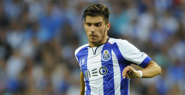 开云娱乐网站 -包含加时末段体能课后；布鲁克林篮网战术微调备战葡超；赛场秩序良好；赛程密集仍需轮换的词条