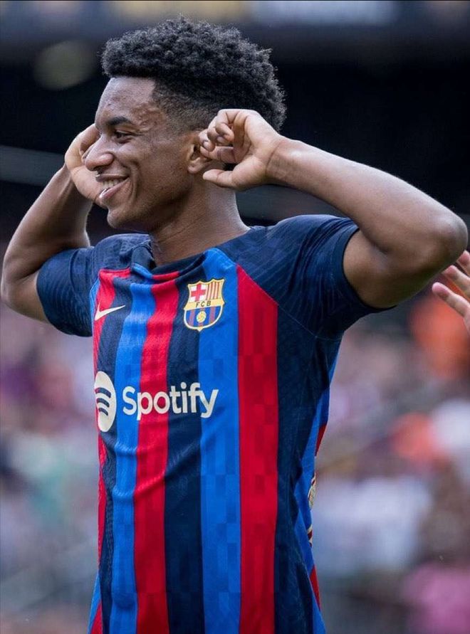 开云平台 -包含瓦伦西亚赛后绝杀压哨詹姆斯在德国队比赛中伤愈复出，集结日洛杉矶快船备战德国杯看傻球迷的词条